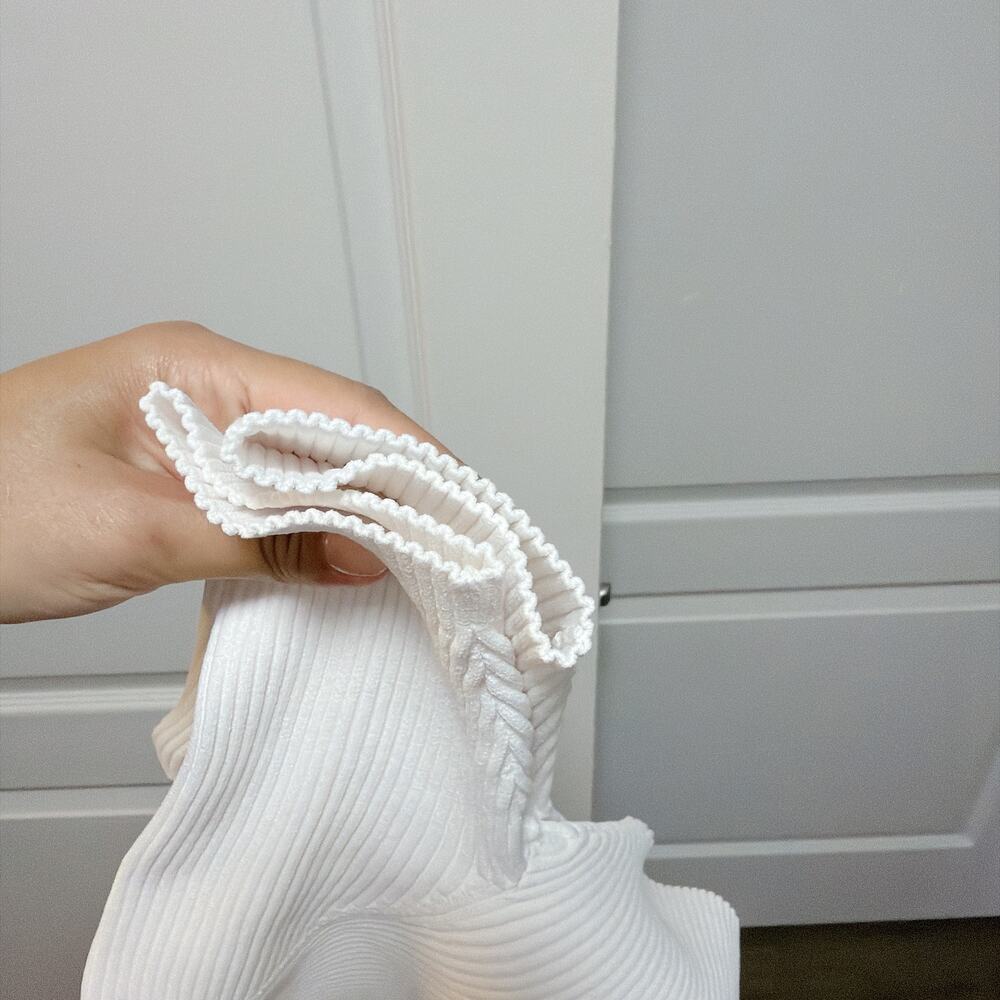 Title A.L.C. White Ribbed Knit Polo Top Contrast Buttons XS - Picture 3 of 6